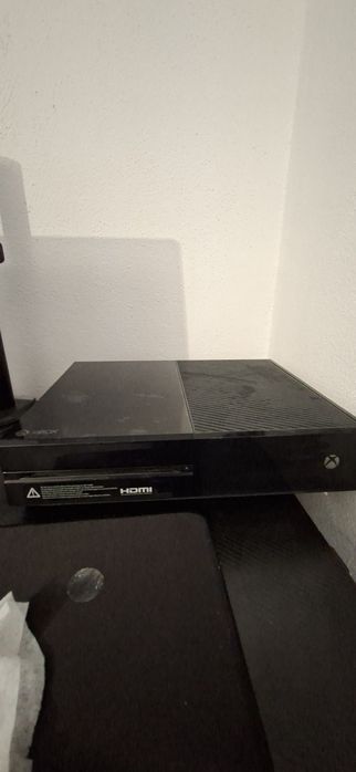 Xbox one cu o manetă