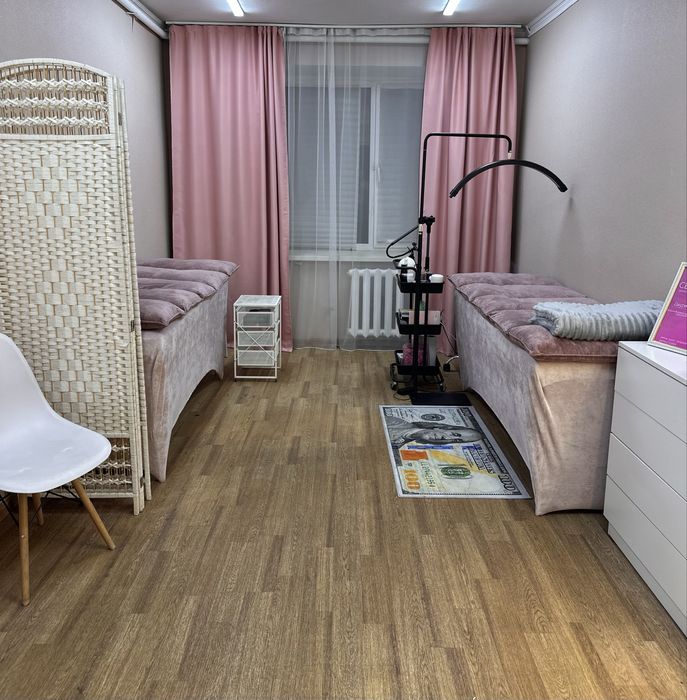 Сдам кушетку для мастера