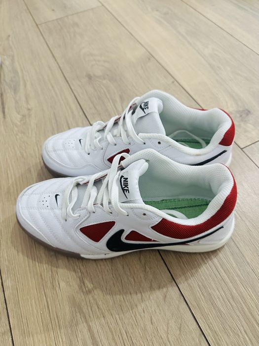 Nike gato крассовка