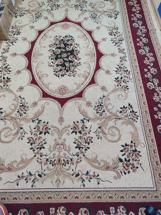 Ковры и паласы .