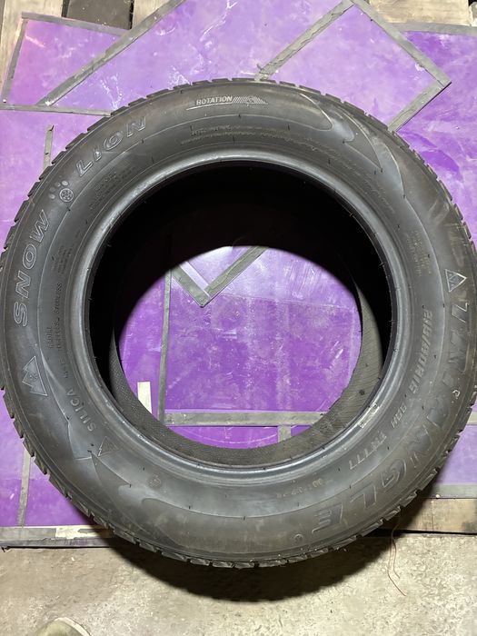 Шина размером 215/60/r16