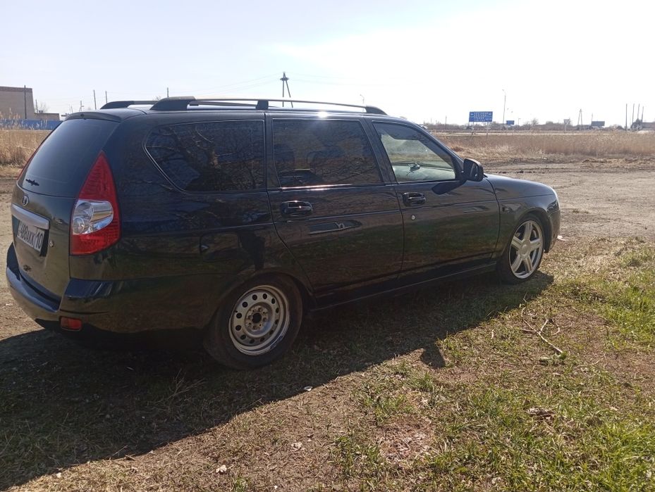 Продам Приору универсал