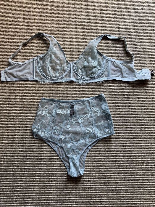 Сутиени на Victoria’s Secrets,SKIMS