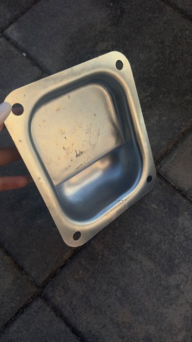 Opritor poarta batanta