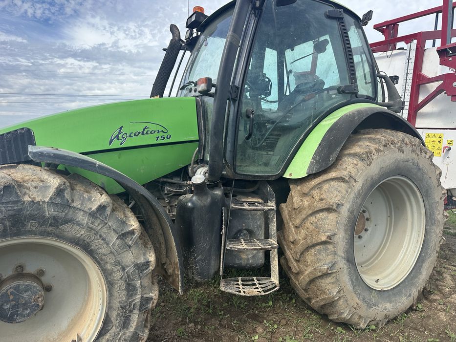 Vand Detz Fahr Agrotron 150.