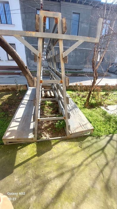 Oyna tashish uchun piramida