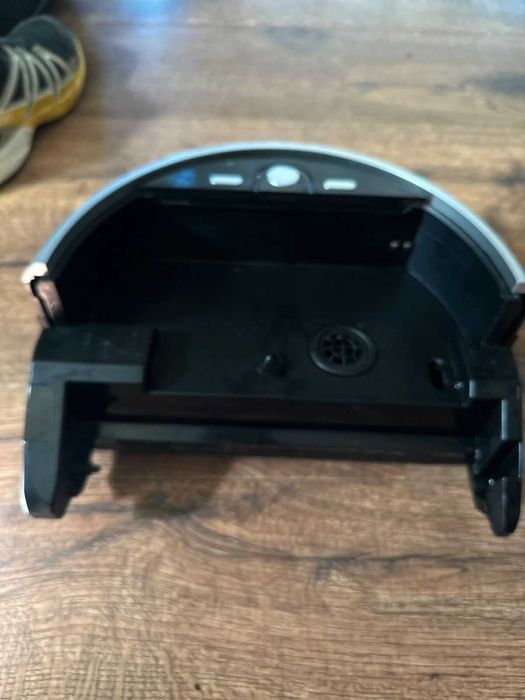 Робот мияч (робот прахосмукачка)  Medion