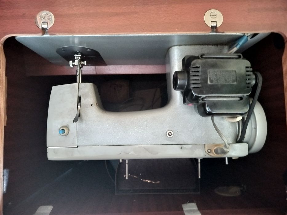 Швейная машинка состояние б/у