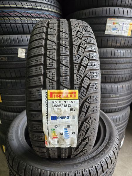 235/45/18 PIRELLI 4бр