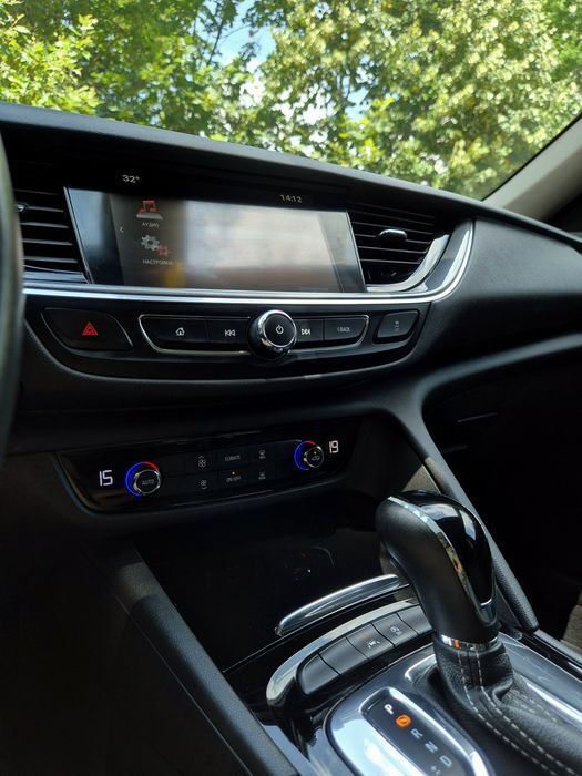Opel Insignia Grand sport  1.6 CDTI
