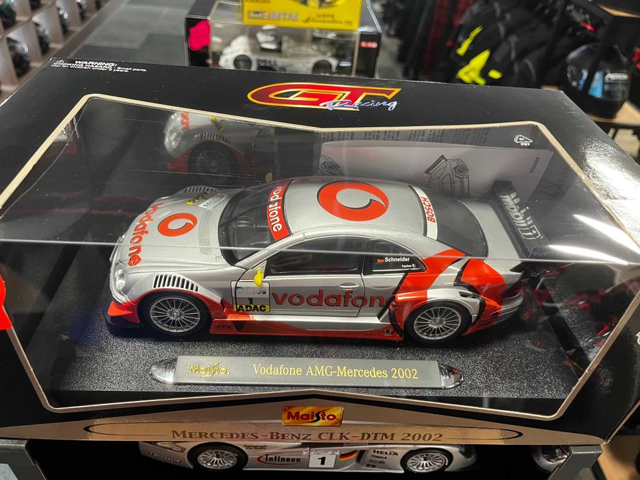 Колекционерки модел метална количка MAISTO MERCEDES CLK DTM 2002г