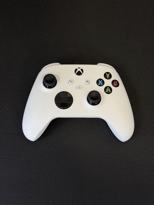 Отличен Xbox Series S