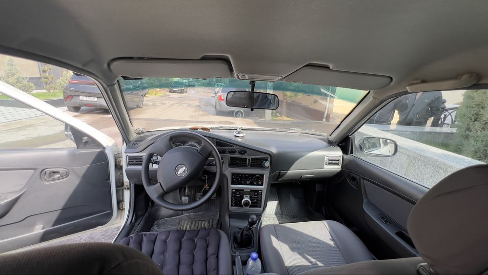 Nexia 2.    1,6 dons zoʻr holatida kraskasi toza gaz qoyilmagan