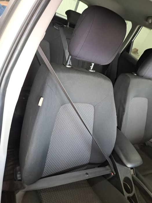 Scaun dreapta fata KIA Ceed (SW) [Fabr 2007-2012] OEM