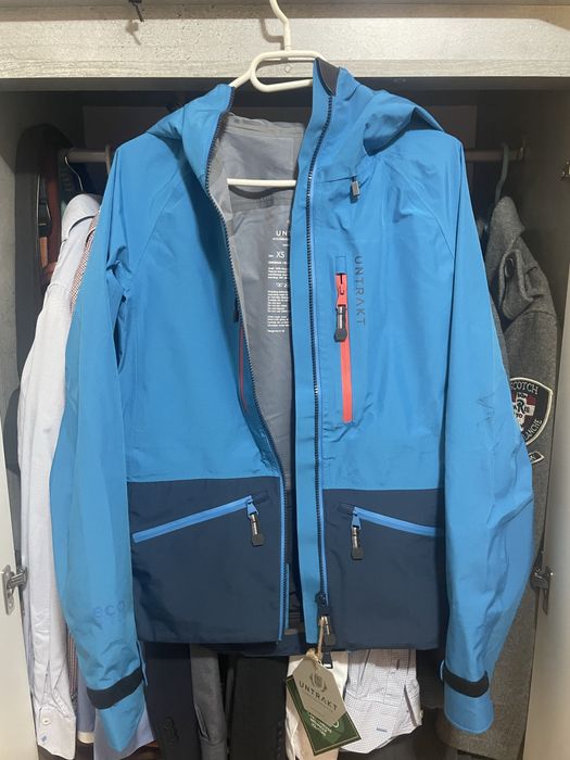 Geaca impermeabila dama UNTRAKT OBSIDIAN 3L XS mammut ortovox dynafit