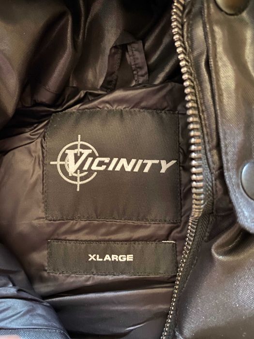 Vesta de puf (Puffer Vest) neagra Vicinity