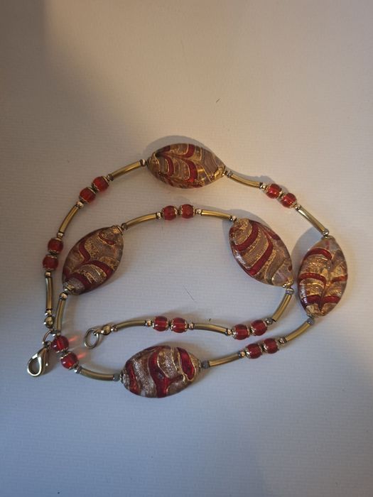 Sirag de mărgele Murano