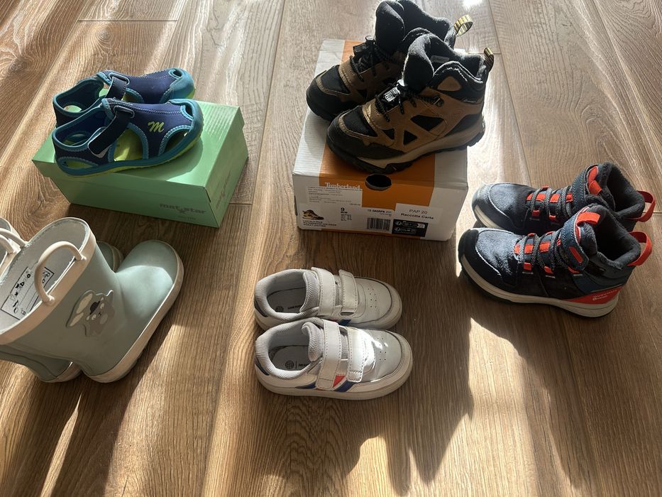 Обувки и дрехи за момче Timberland, Адидас и други