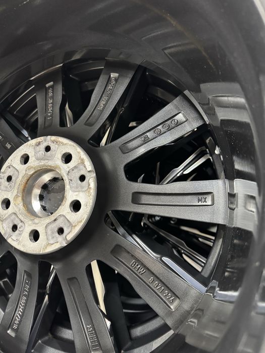 Jante Bmw X5 X6 R20 G05 G06 M740 Originale Pirelli 2024 de vara