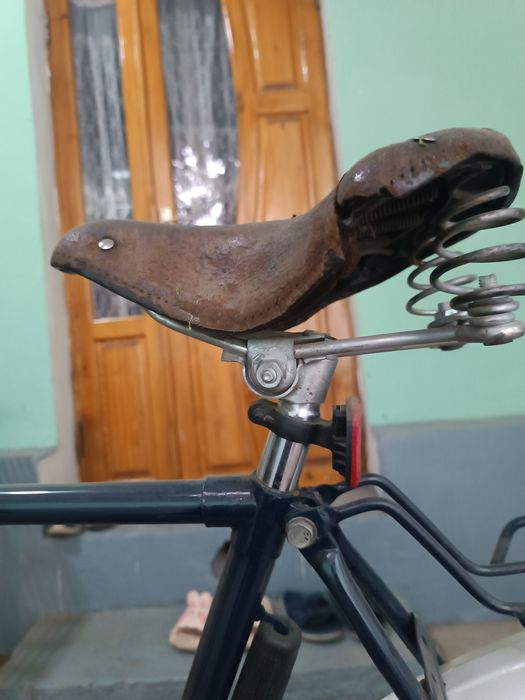 Velosoped ural 1983 yil veligi sotiladi