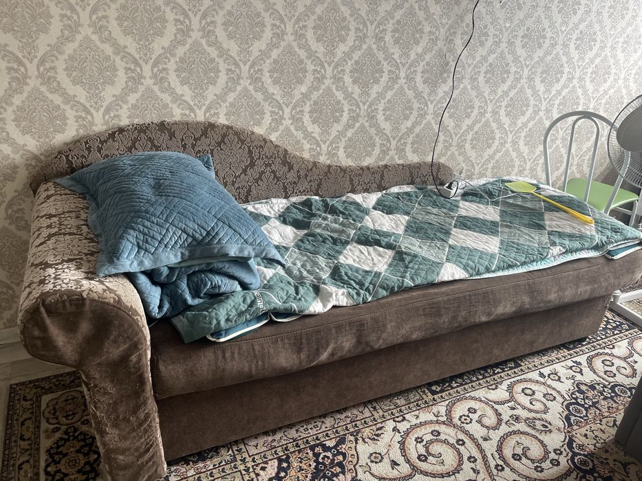 Диван 220*90 продаю связи с переездом