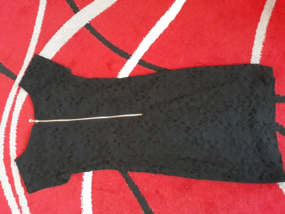 Rochie scurta , neagra