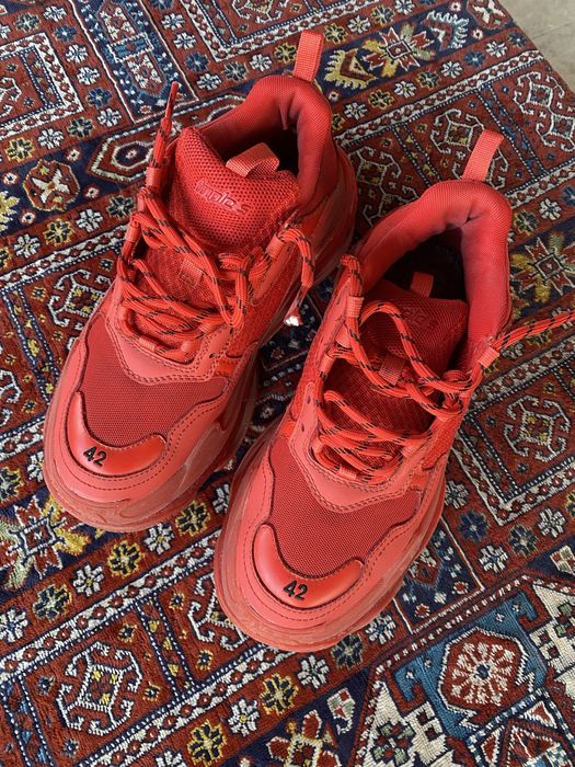 Balenciaga triple s red clear sole