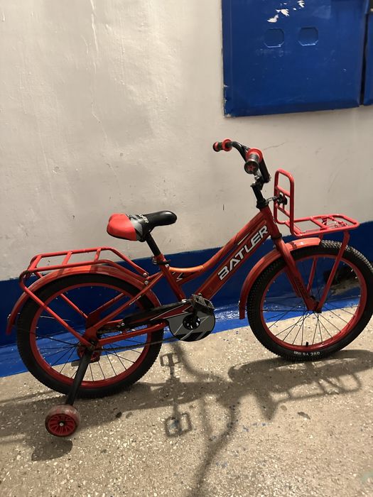 продается велосипед на 5-6-7-8 лет