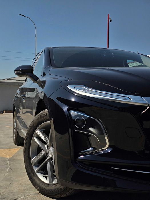 Сухой Аренда Hongqi EQM5