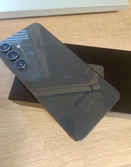 Samsung galaxy s24 fe