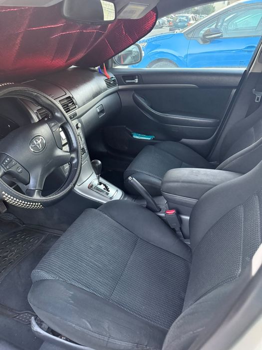 Se vinde Toyota Avensis