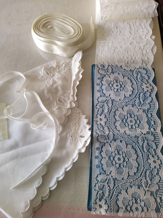 Воротник женский вышитый