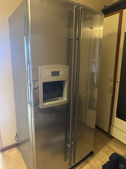 Холодильник двухкамерный