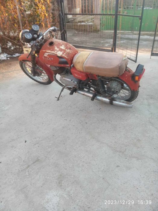 Продавам два броя Cz 350