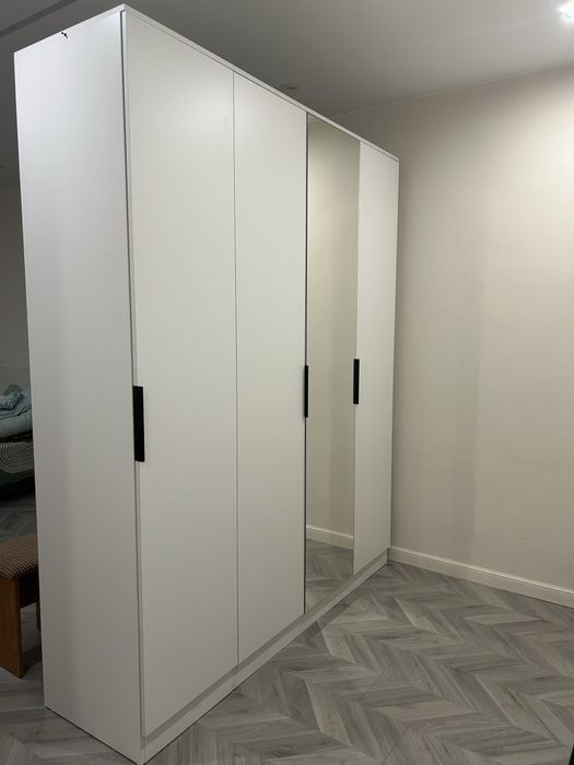 Шкаф с зеркалом, белый