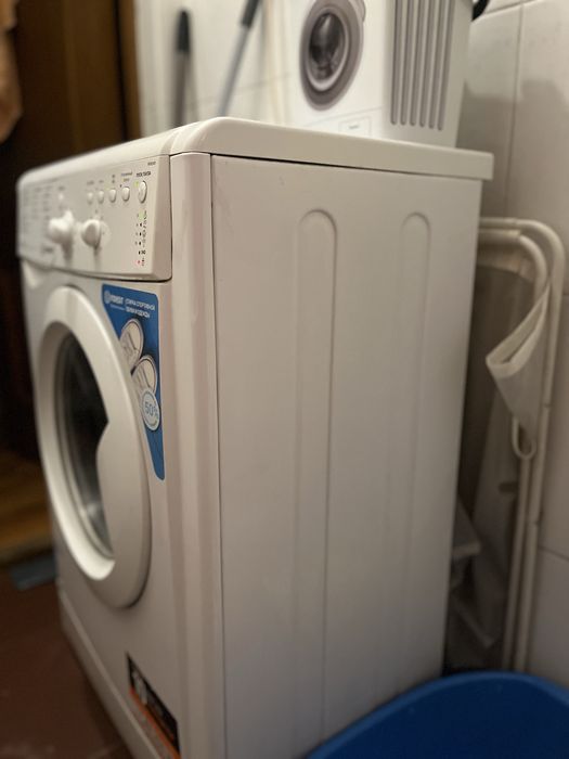 Стиральная машина Indesit 5 кг