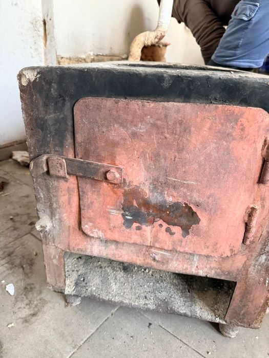 Металический печь для дома