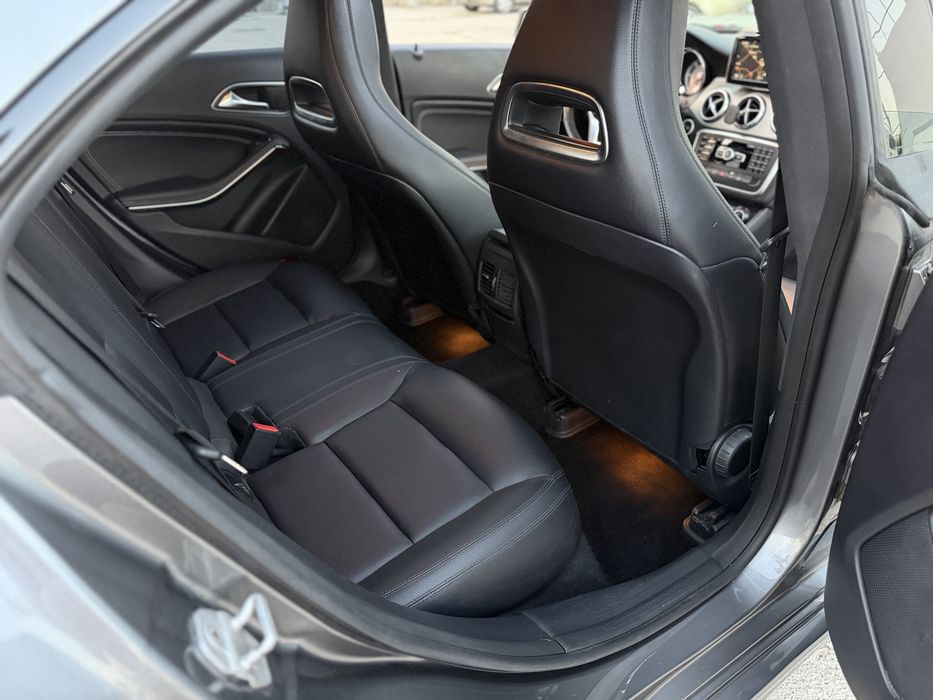 •CLA 220 cdi •Automat•panoramic •bi-xenon•jante