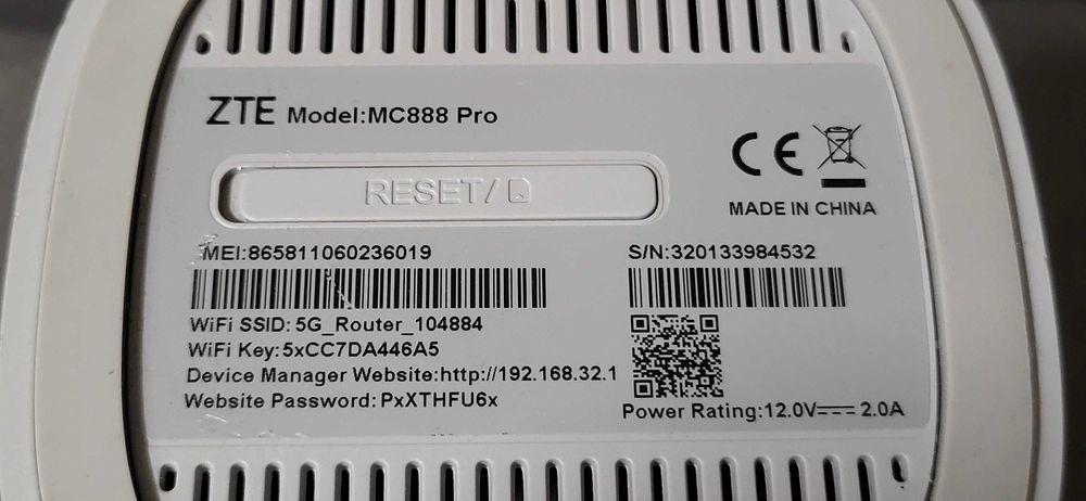 Router wireless ZTE MC888 Pro 5G, Wi-Fi 6, 5400 Mbps, alb liber de retea