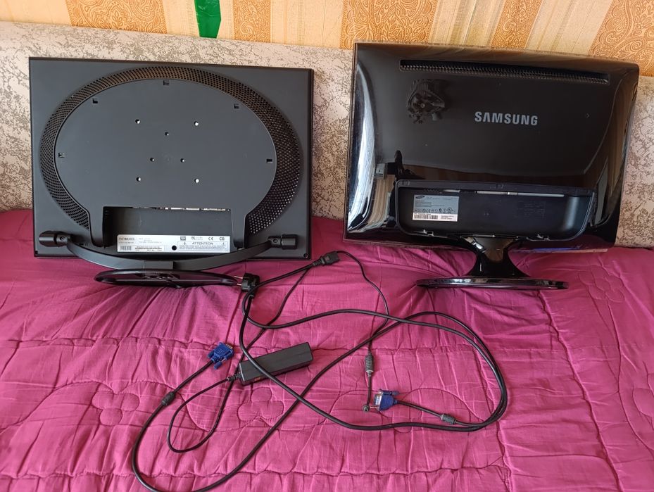 Мониторы Samsung и Informix