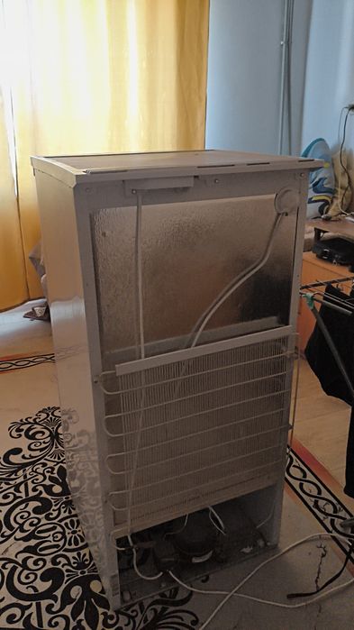 Холодильник в хорошем состоянии