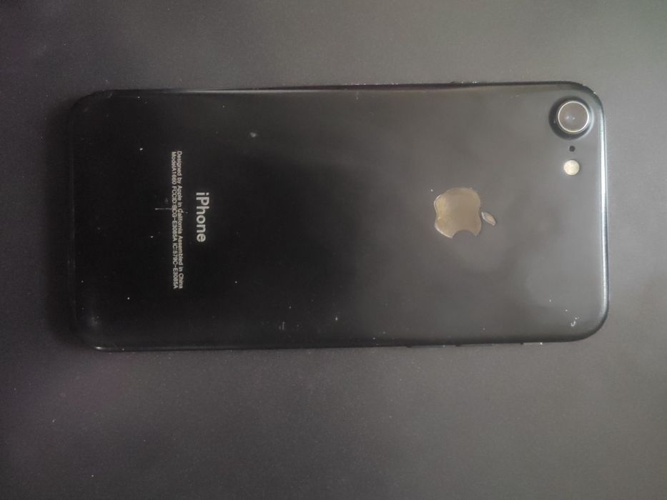 Iphone 7 LL/A sotiladi