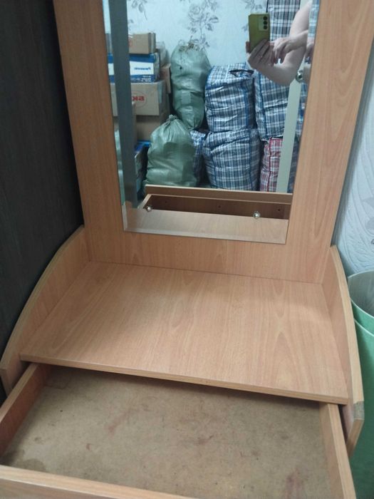 Туалетный столик