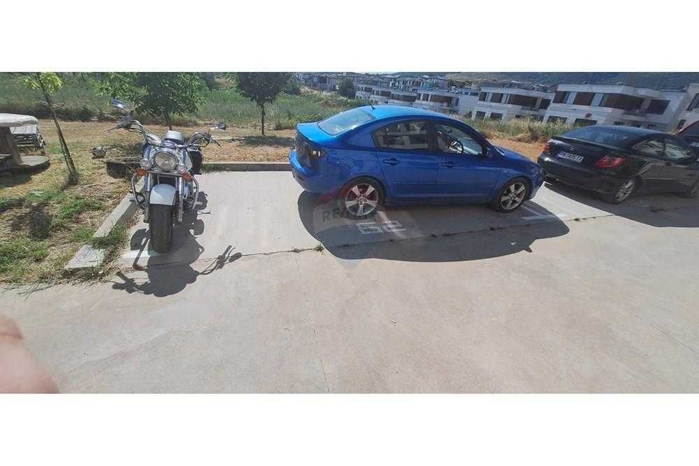 Продава се Гараж / Паркомясто в с. Марково, Област Пловдив - 10 кв.м за 750 €/кв.м - Снимка #3