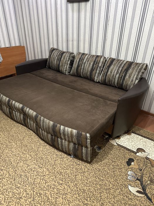 Продам раскладной диван