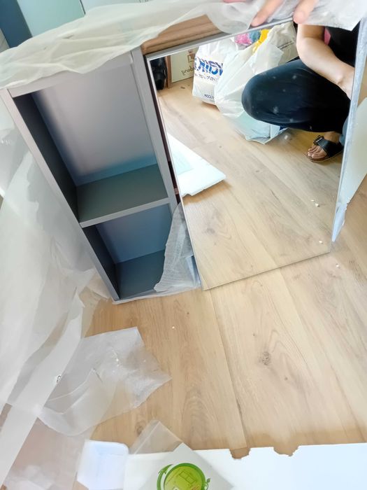 Огледален ПВЦ шкаф за баня