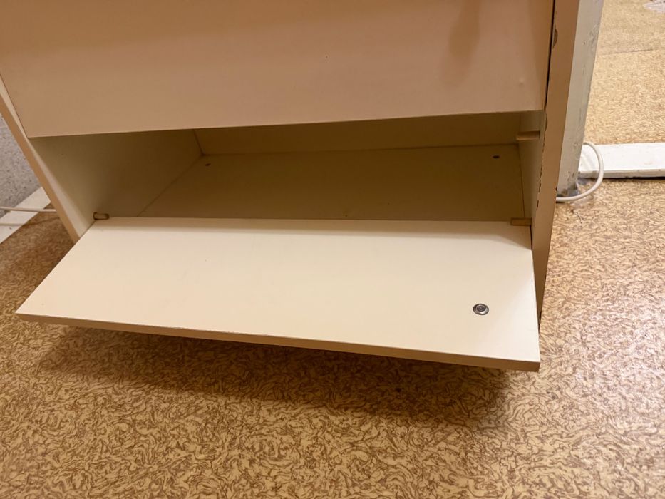 Шкаф за обувки бял на две нива