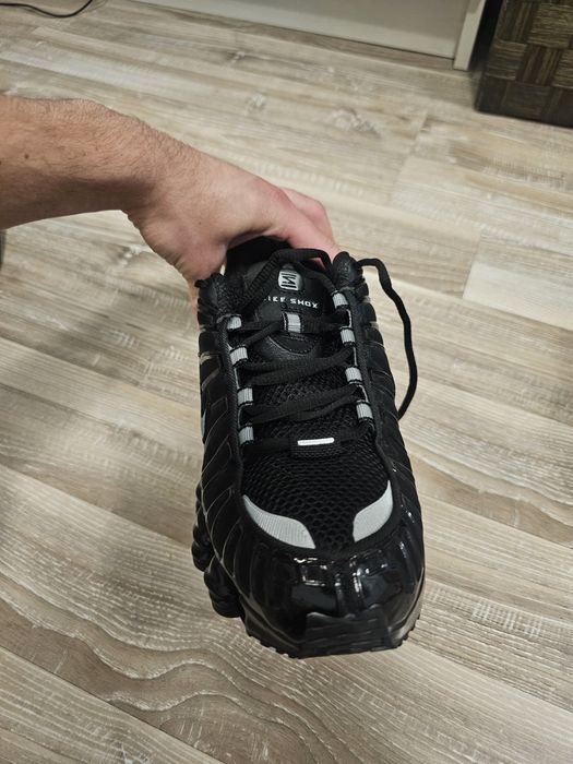 ОРИГИНАЛНИ! unisex nike shox 42!