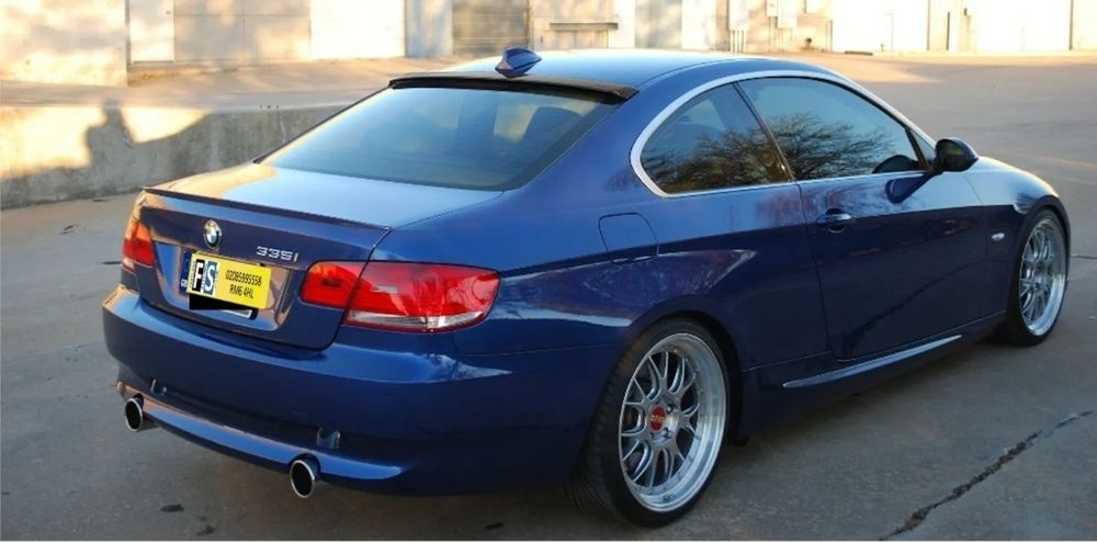 Eleron lip codita luneta BMW Seria 3 E92 model ACS negru lucios