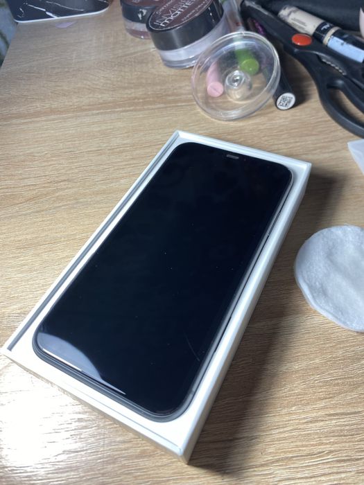 iphone 11 64 gbb